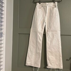 loft size 00 The wide leg white Jean with frayed bottoms